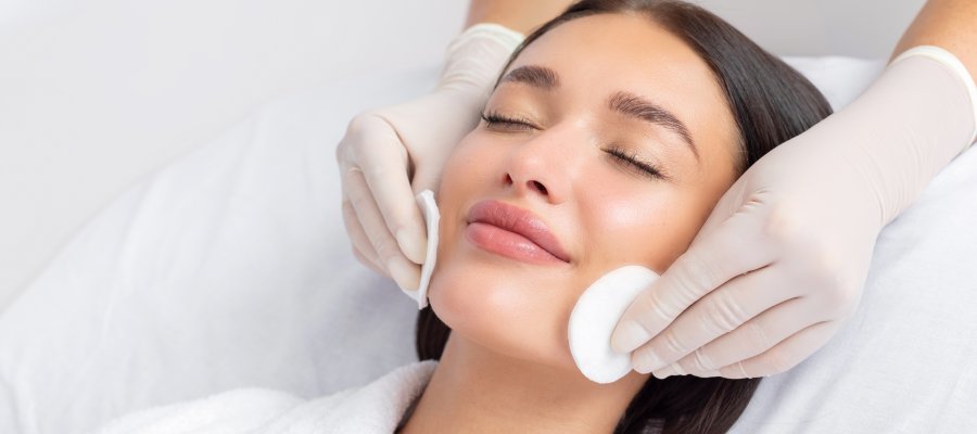 What Makes Us Look Older & How Med Spa Treatments Can Help | Seacoast Rejuvenation Center Near Me in Newington, NH